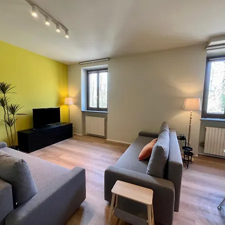 Hc Short Apartamento Villasanta