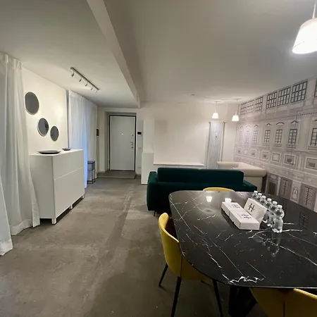Hc Short Lägenhet Villasanta