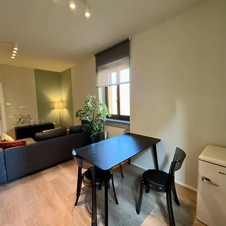 Apartament Hc Short *